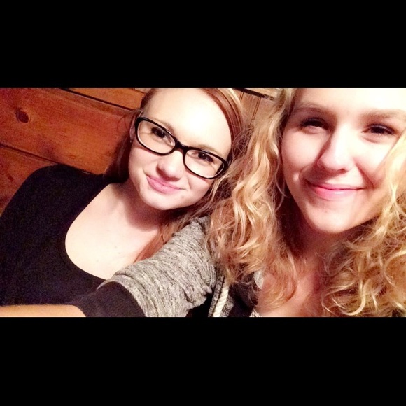 Meet your Posher, Baylee - Picture 1 of 1